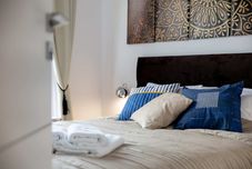 Bedroom Warsaw Airport Shiny Apartment