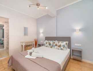 Bedroom 2 Villa Flisvos
