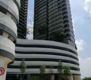 Exterior 2 Meridin Medini Homestay