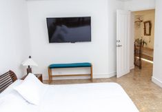 Bedroom 6 Large Apartment Poblado By Nomad Guru