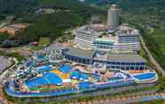 Nearby View and Attractions 2 The Ocean Resort
