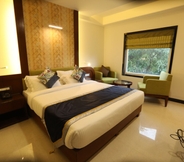 Bilik Tidur 6 The Pinnacle INN Sarnath