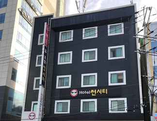 Luar Bangunan 2 Sol Guesthouse Gwanganli - Hostel