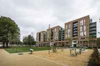 Exterior Trevillion Mansions Chiswick