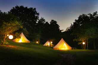 Exterior 4 Lloyds Meadow Glamping Delamere Chester