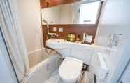 In-room Bathroom 6 HOTEL LiVEMAX Nihonbashi Koamicho