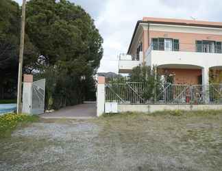 Exterior 2 Il Sestante Bed & Breakfast