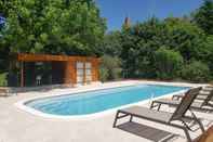 Swimming Pool Domaine de Bersaillin