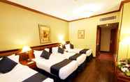 Kamar Tidur 3 Manazil Al Madinah Hotel