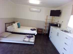 Kamar Tidur 4 Silver Wattle Caravan Park