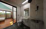 Toilet Kamar 5 Buyeo Park Art Villas