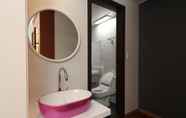 Toilet Kamar 6 Buyeo Park Art Villas