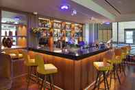 Bar, Cafe and Lounge Tower Suites by Blue Orchid