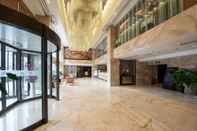 Lobby Ramada by Wyndham Encore Kaili West