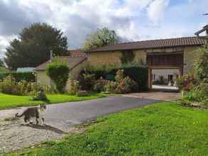 Exterior 4 Moulin de Pont Ru