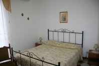 Kamar Tidur B&B Montesole Holiday