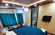 ห้องนอน 7 Upper Deck Houseboat