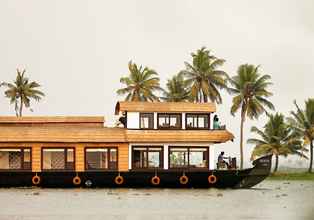 ภายนอกอาคาร 4 Upper Deck Houseboat