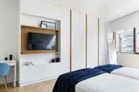 Bedroom UPSTREET Spacious 2BD Apt Acropolis Museum