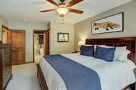 Bedroom Luxurious 3 Bedroom Walk To Slopes & Beaver Creek Ge Condo by Redawning