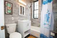 In-room Bathroom Luxury Back Bay Downtown Boston NEW Condo