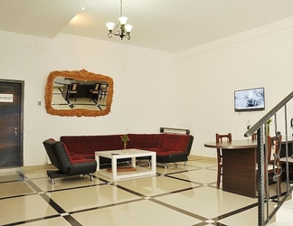 Sảnh chờ 2 Grand Hotel Tbilisi