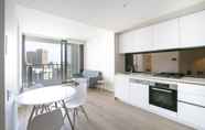 Kamar Tidur 7 Modern Apartment in Darling Harbour