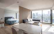 Kamar Tidur 2 Modern Potts Point Apartment in Omnia