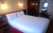 Bedroom 6 Brecon Hotel Sheffield Rotherham - Adults Only