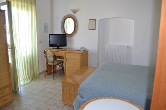 Kamar Tidur 4 Hotel Scoglio Bianco