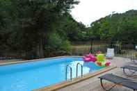 Swimming Pool Alberguiere