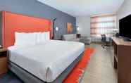 ห้องนอน 2 La Quinta Inn & Suites by Wyndham Lakeway