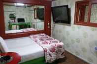 Bedroom Young Bin Motel