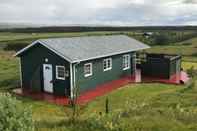 Exterior Eyjasól Cottages