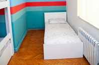 Kamar Tidur Happy Hostel