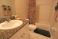In-room Bathroom Golf , Walk To The Course 3 Bedroom Condo by Redawning