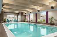 Swimming Pool Home2 Suites by Hilton Ridley Park Philadelphia Airport South