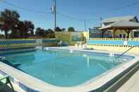 Swimming Pool Flagler Beach Motel and Vacation Rentals