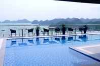 Kolam Renang Cat ba Paradise Hotel