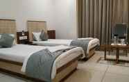 ห้องนอน 7 Hotel Satkar Chhatral