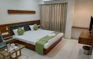 ห้องนอน 4 Hotel Satkar Chhatral