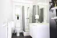 Toilet Kamar Hringbraut 90