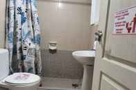 Toilet Kamar Low Cost Room Las Llaves 3