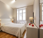 Kamar Tidur 2 Chiado Apartments by LINC