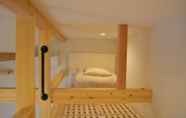 Kamar Tidur 2 BED N CHILL Shippoya - Hostel