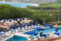 Swimming Pool Club Hotel Marina 2