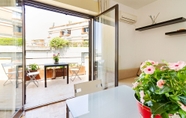 Common Space 4 Le Palme Apt with Terrace and Sea View