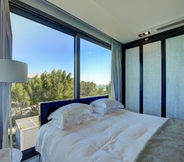 Bedroom 5 Airbetter - Nurai Luxury Sea Villa
