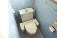 Toilet Kamar Yoshimura House Hotel 3