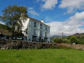 Exterior 4 Brook House Inn